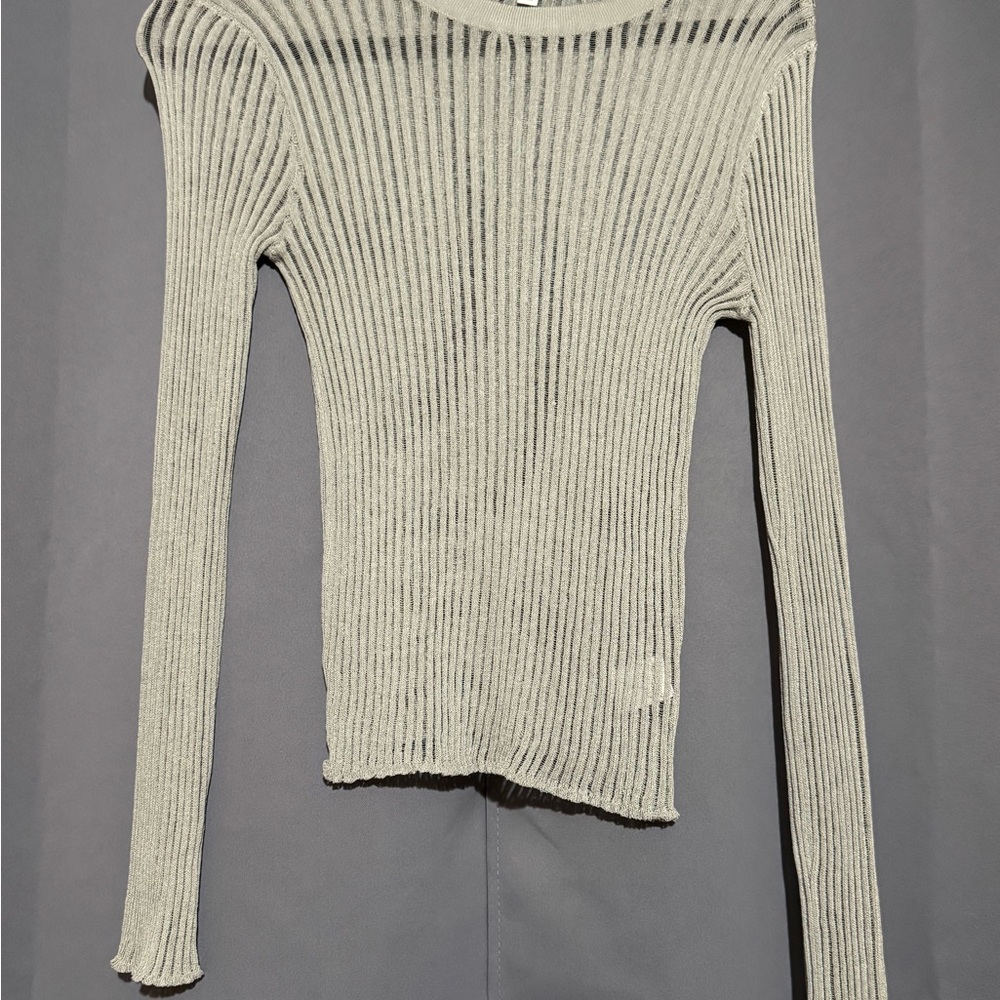 Gray Ribbed Knit Blouse with Crew Neck